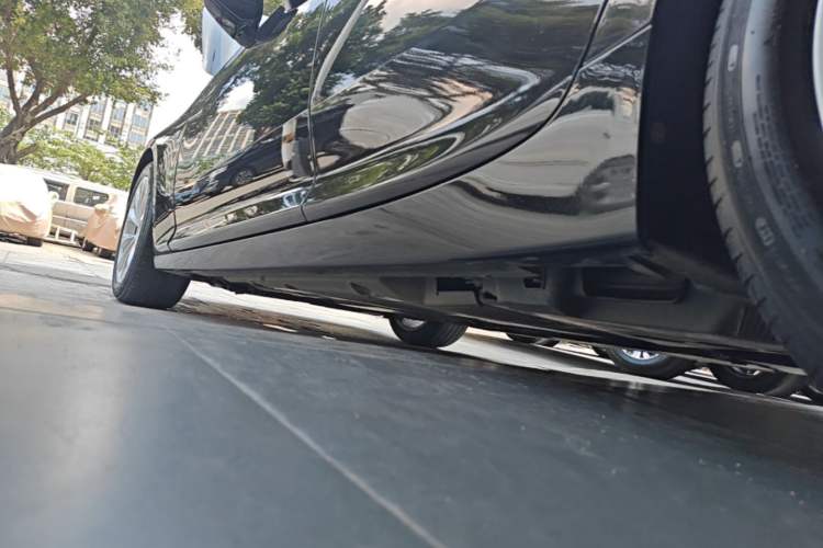 Used Cadillac CT5 2021 28T Luxury Model Left Side Sill