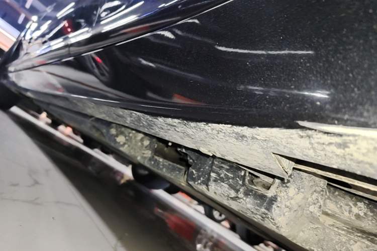 Used Cadillac CT5 2021 28T Luxury Model Left Side Sill