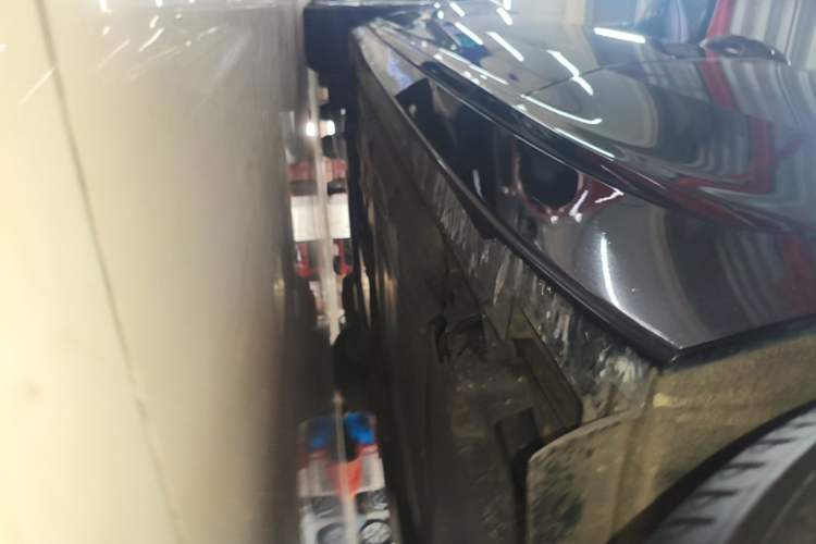 Used Cadillac CT5 2021 28T Tech Edition Left Side Sill