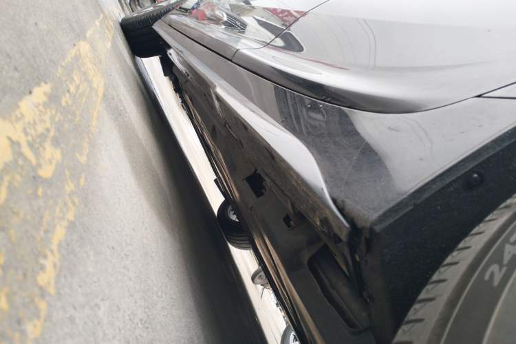 Used Cadillac CT5 2021 Revised 28T Luxury Version Left Side Sill