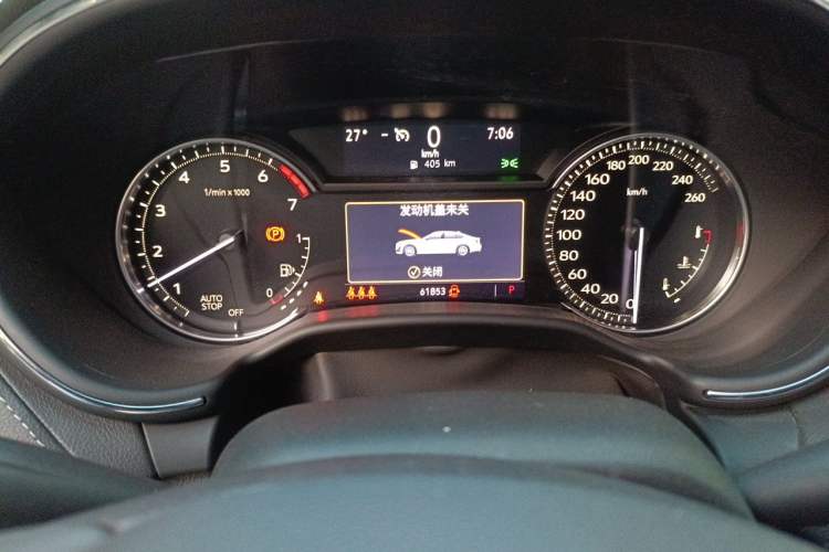 Used Cadillac CT5 2021 28T Tech Edition Odometer Close Up