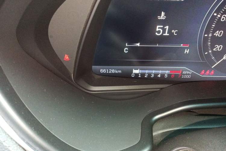 Used Cadillac CT5 2021 28T Prestige Edition Odometer Close Up