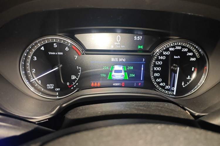 Used Cadillac CT5 2021 Revised 28T Luxury Version Odometer Close Up