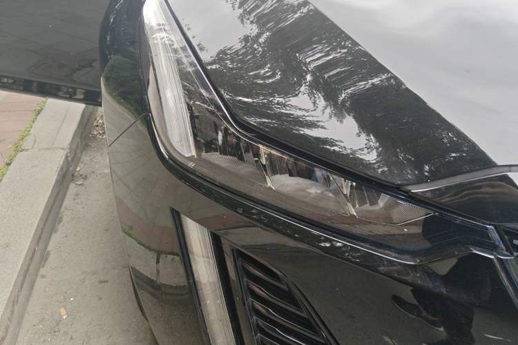 Used Cadillac CT5 2021 28T Fashion Edition Right Front Headlight