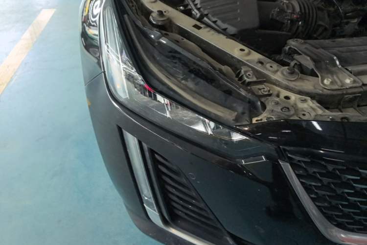 Used Cadillac CT5 2021 28T Luxury Model Right Front Headlight