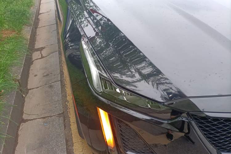Used Cadillac CT5 2021 28T Luxury Model Right Front Headlight