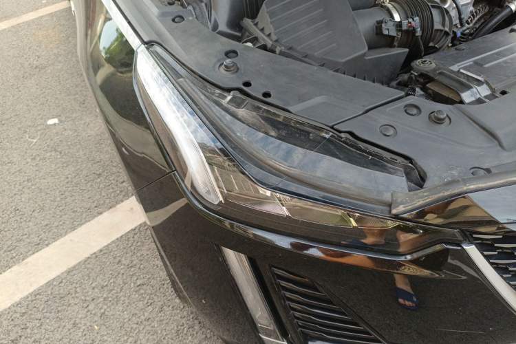 Used Cadillac CT5 2021 28T Luxury Model Right Front Headlight
