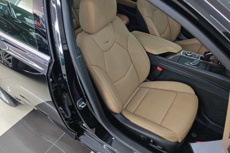 Used Cadillac CT5 2021 28T Prestige Edition Right Front Seat