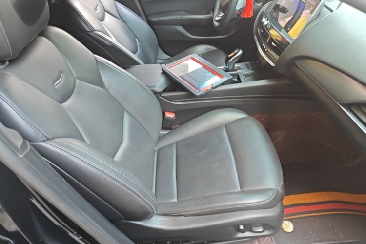 Used Cadillac CT5 2021 28T Luxury Model Right Front Seat