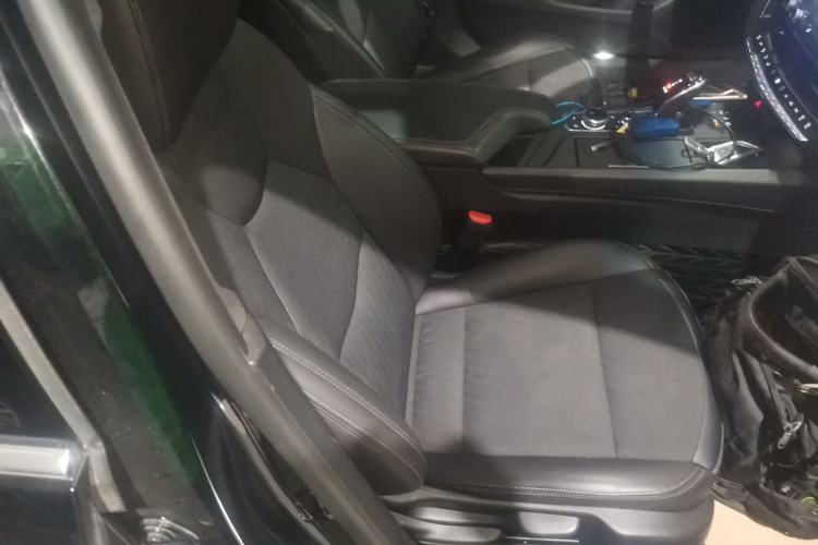 Used Cadillac CT5 2021 28T Fashion Edition Right Front Seat