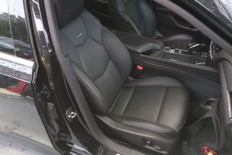 Used Cadillac CT5 2021 28T Luxury Model Right Front Seat
