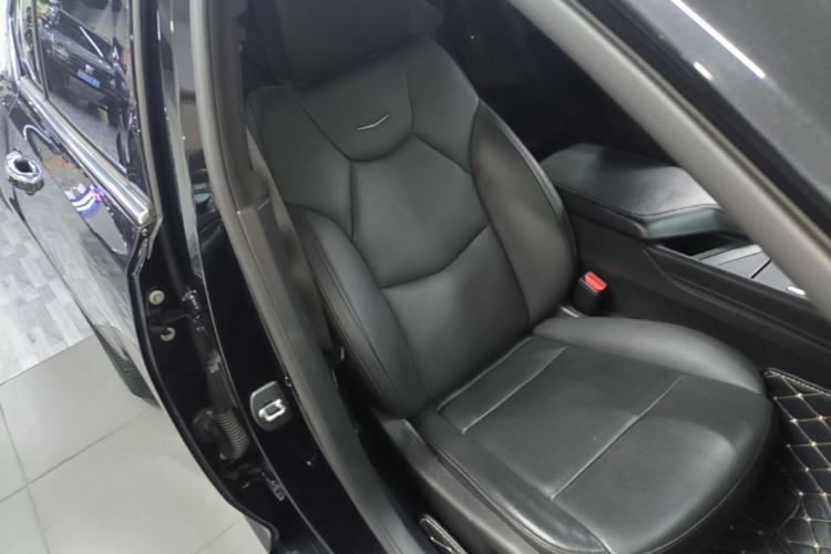 Used Cadillac CT5 2021 Revised 28T Luxury Version Right Front Seat