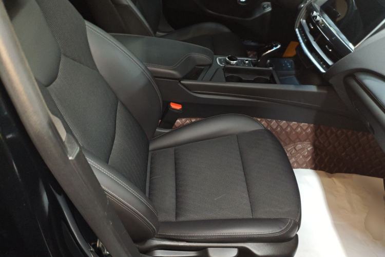 Used Cadillac CT5 2021 28T Fashion Edition Right Front Seat