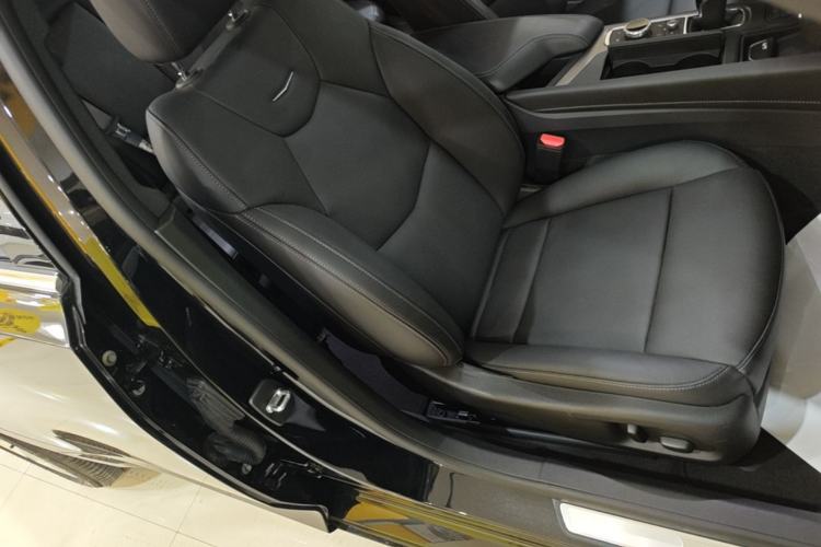 Used Cadillac CT5 2021 Revised 28T Luxury Version Right Front Seat