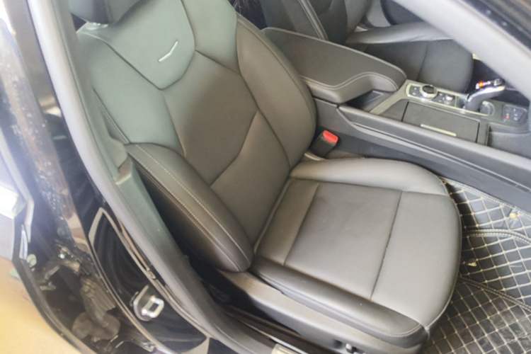 Used Cadillac CT5 2021 Revised 28T Luxury Version Right Front Seat