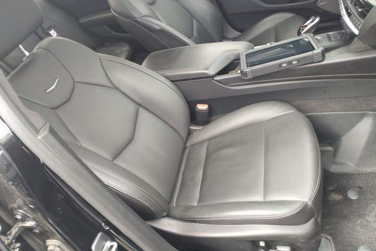 Used Cadillac CT5 2021 Revised 28T Luxury Version Right Front Seat