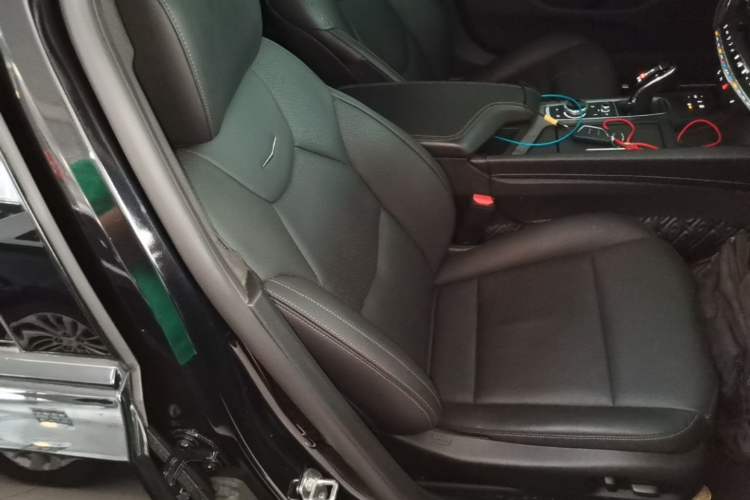 Used Cadillac CT5 2021 Revised 28T Luxury Version Right Front Seat