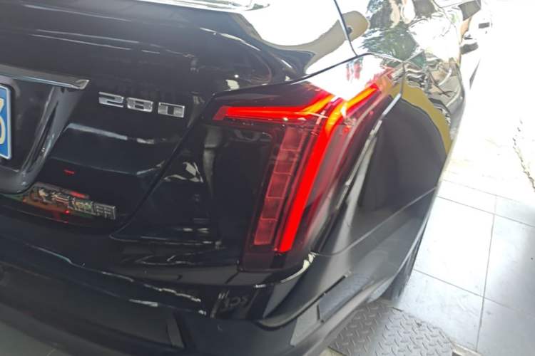 Used Cadillac CT5 2021 28T Luxury Model Right Rear Taillight