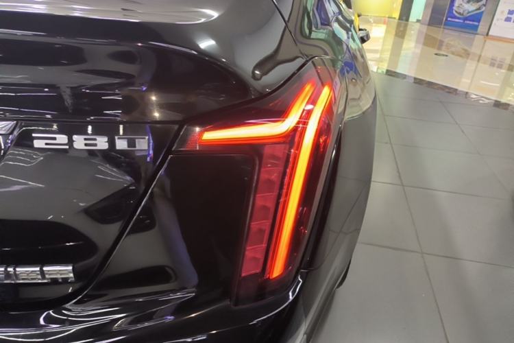 Used Cadillac CT5 2021 Revised 28T Luxury Version Right Rear Taillight