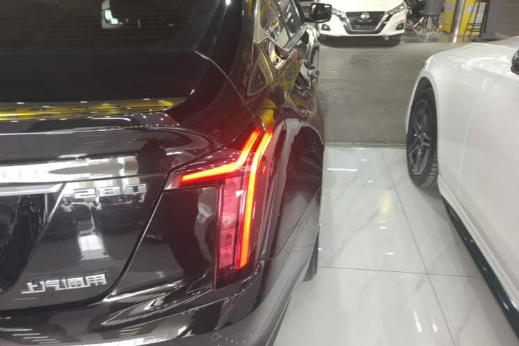 Used Cadillac CT5 2021 Revised 28T Luxury Version Right Rear Taillight