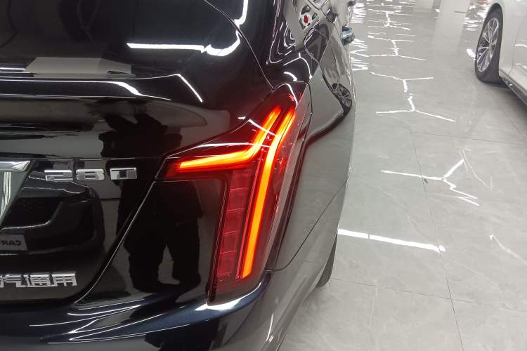Used Cadillac CT5 2021 Revised 28T Luxury Version Right Rear Taillight