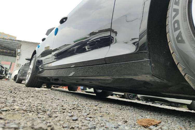 Used Cadillac CT5 2021 28T Luxury Model Right Side Sill