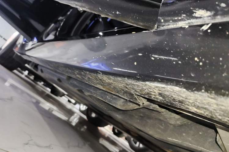 Used Cadillac CT5 2021 28T Luxury Model Right Side Sill
