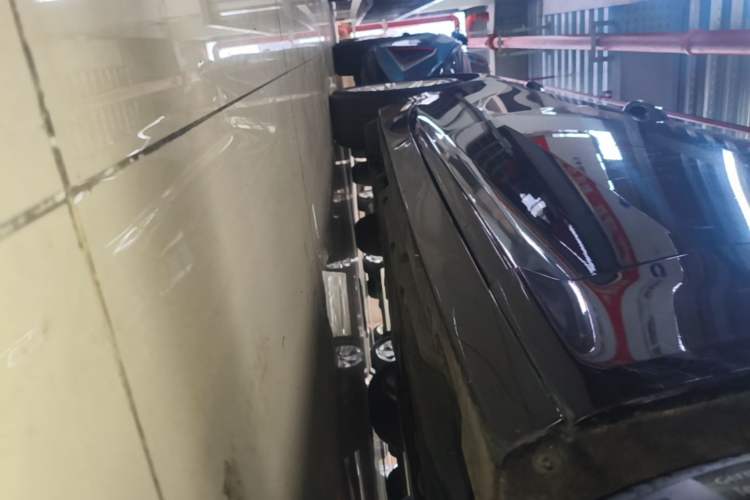 Used Cadillac CT5 2021 28T Tech Edition Right Side Sill