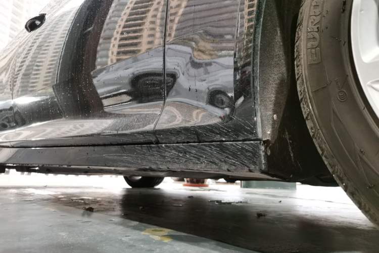 Used Cadillac CT5 2021 28T Luxury Model Right Side Sill