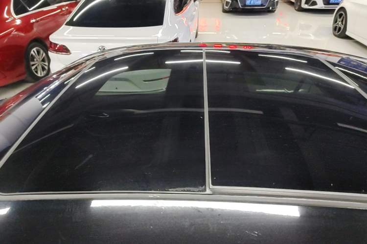 Used Cadillac CT5 2021 28T Luxury Model Roof