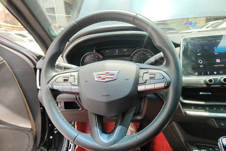 Used Cadillac CT5 2021 28T Luxury Model Steering Wheel