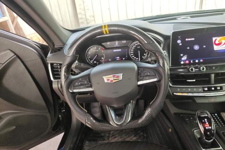 Used Cadillac CT5 2021 28T Fashion Edition Steering Wheel