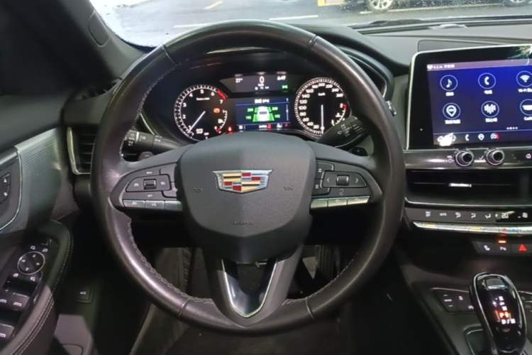 Used Cadillac CT5 2021 28T Luxury Model Steering Wheel
