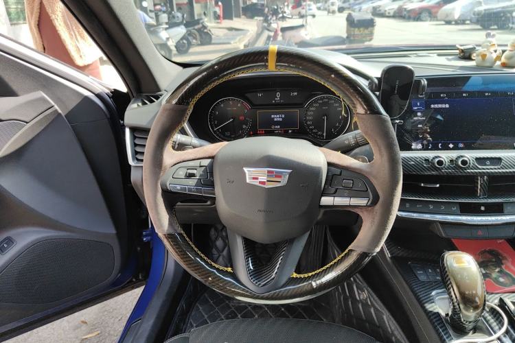Used Cadillac CT5 2021 28T Fashion Edition Steering Wheel