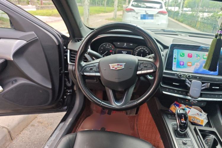 Used Cadillac CT5 2021 28T Luxury Model Steering Wheel