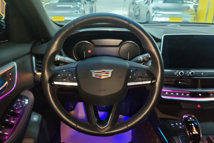 Used Cadillac CT5 2021 28T Fashion Edition Steering Wheel
