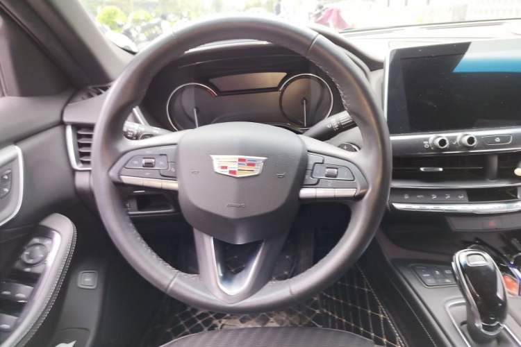 Used Cadillac CT5 2021 28T Fashion Edition Steering Wheel