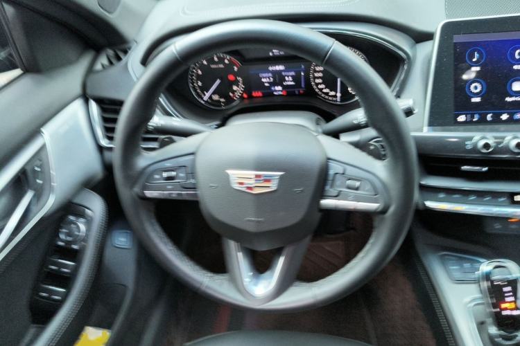 Used Cadillac CT5 2021 Revised 28T Luxury Version Steering Wheel