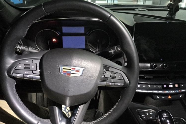 Used Cadillac CT5 2021 28T Luxury Model Steering Wheel