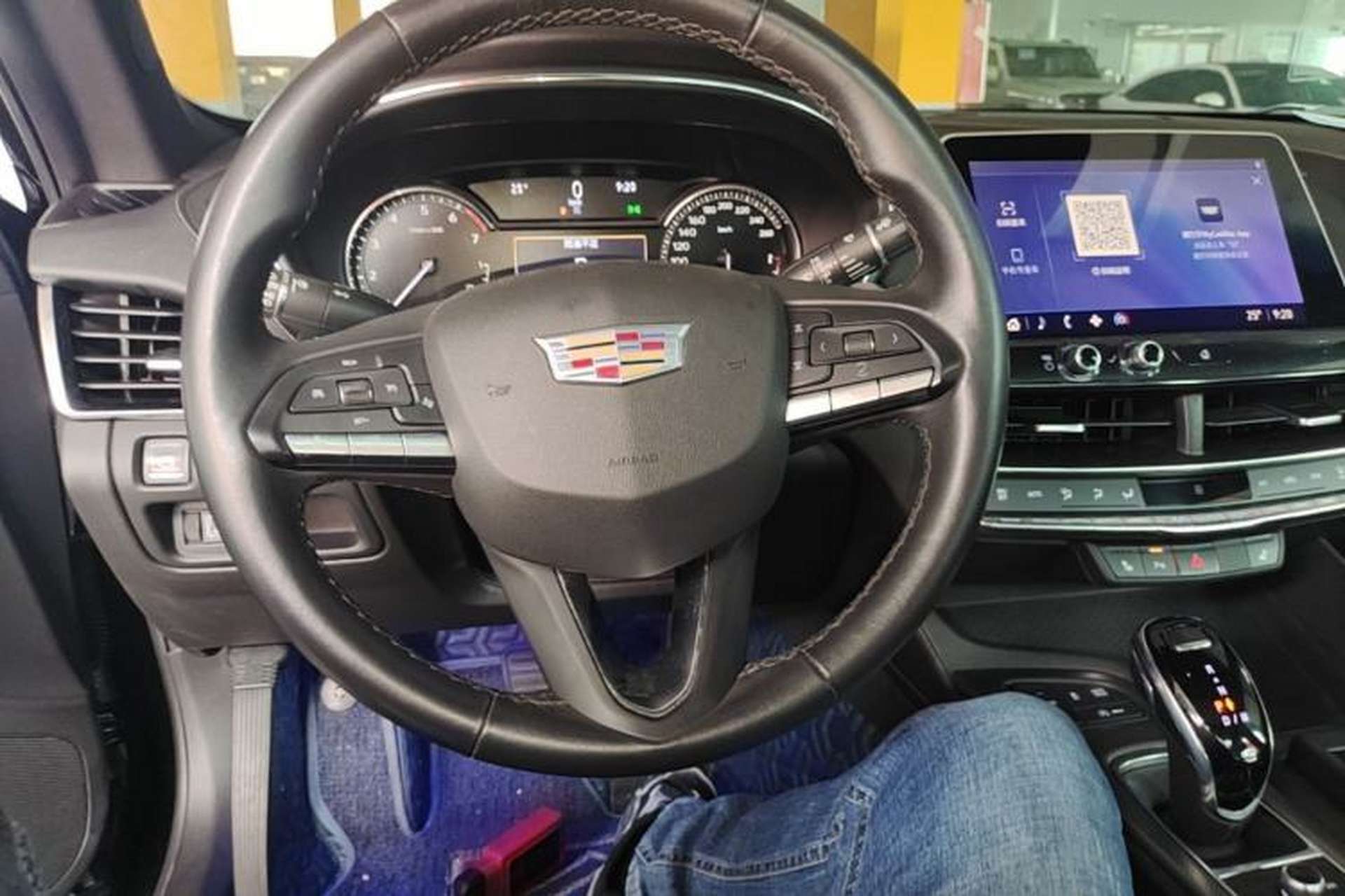 Used Cadillac CT5 2021 28T Luxury Model Steering Wheel