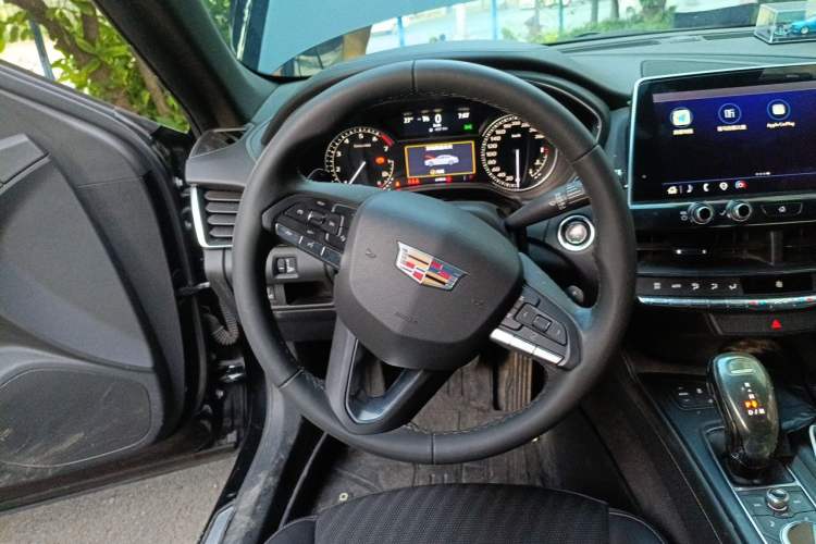 Used Cadillac CT5 2021 28T Tech Edition Steering Wheel