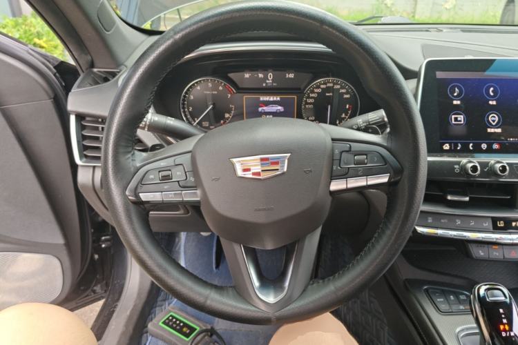 Used Cadillac CT5 2021 Revised 28T Luxury Version Steering Wheel