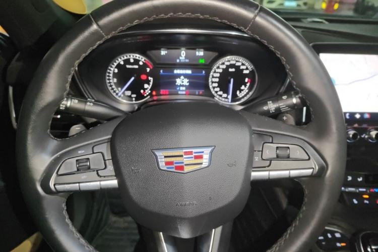 Used Cadillac CT5 2021 Revised 28T Luxury Version Steering Wheel