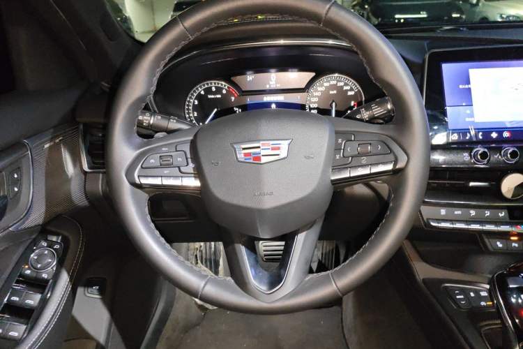 Used Cadillac CT5 2021 Revised 28T Luxury Version Steering Wheel