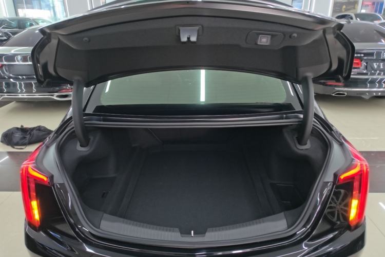 Used Cadillac CT5 2021 28T Prestige Edition Trunk
