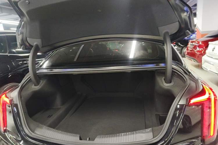 Used Cadillac CT5 2021 28T Luxury Model Trunk