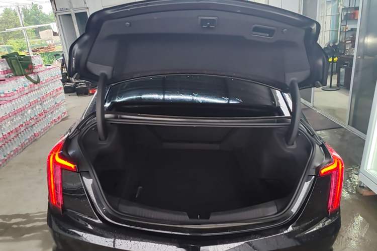 Used Cadillac CT5 2021 Revised 28T Luxury Version Trunk