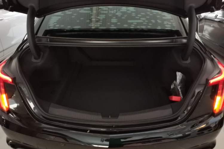 Used Cadillac CT5 2021 Revised 28T Luxury Version Trunk