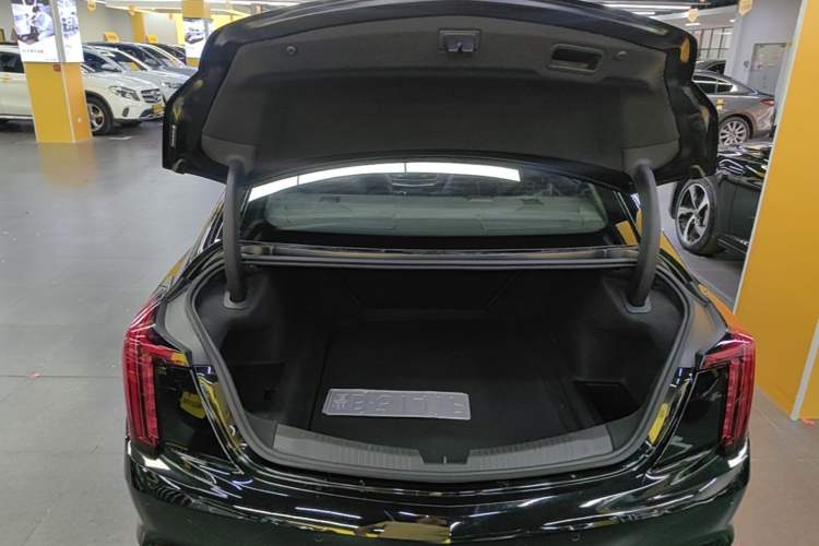Used Cadillac CT5 2021 28T Prestige Edition Trunk