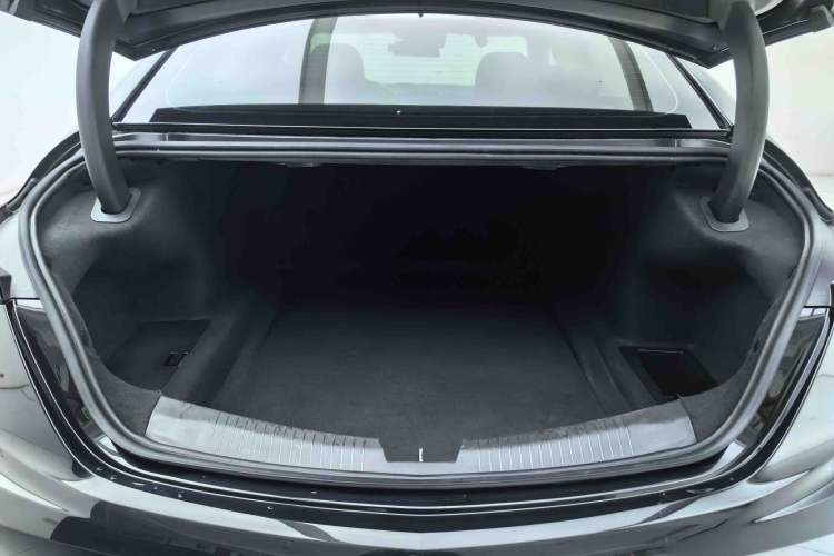Used Cadillac CT5 2021 Revised 28T Luxury Version Trunk
